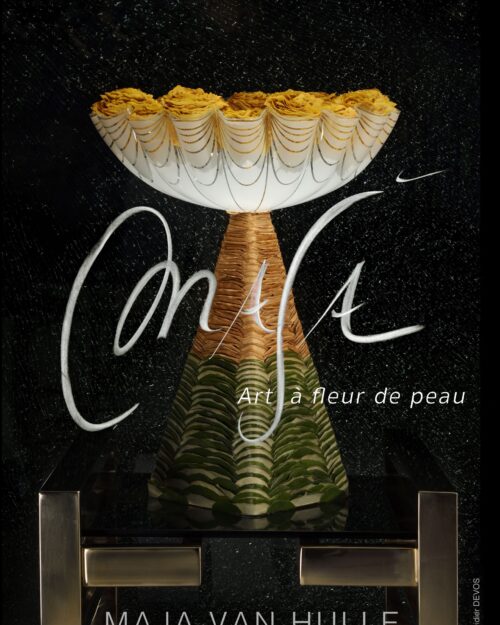 26-27 V10 Maja Van Hulle - Art à fleur de peau