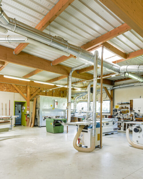 26-27 V13 L'école d'ébénisterie à Vallières